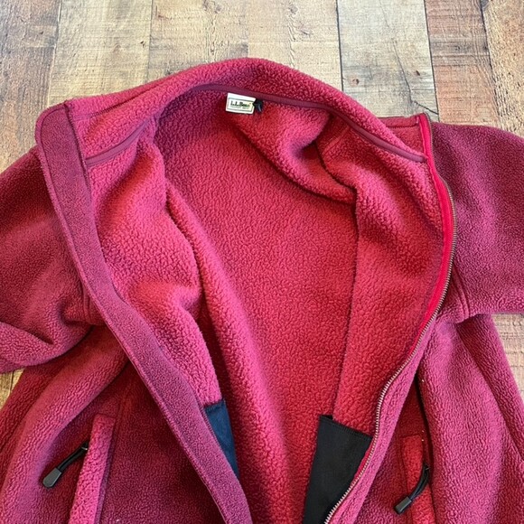 L.L. Bean Red Burgundy Fleece Full Zip Jacket Outdoors Camping Cozy Winter - Picture 8 of 8
